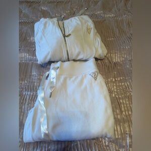 Ladies Guess cream velour flare leg jogging suit. Used. Good condition